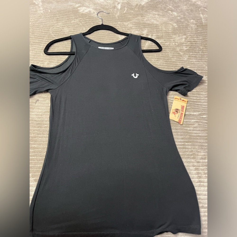 True religion cold shoulder top